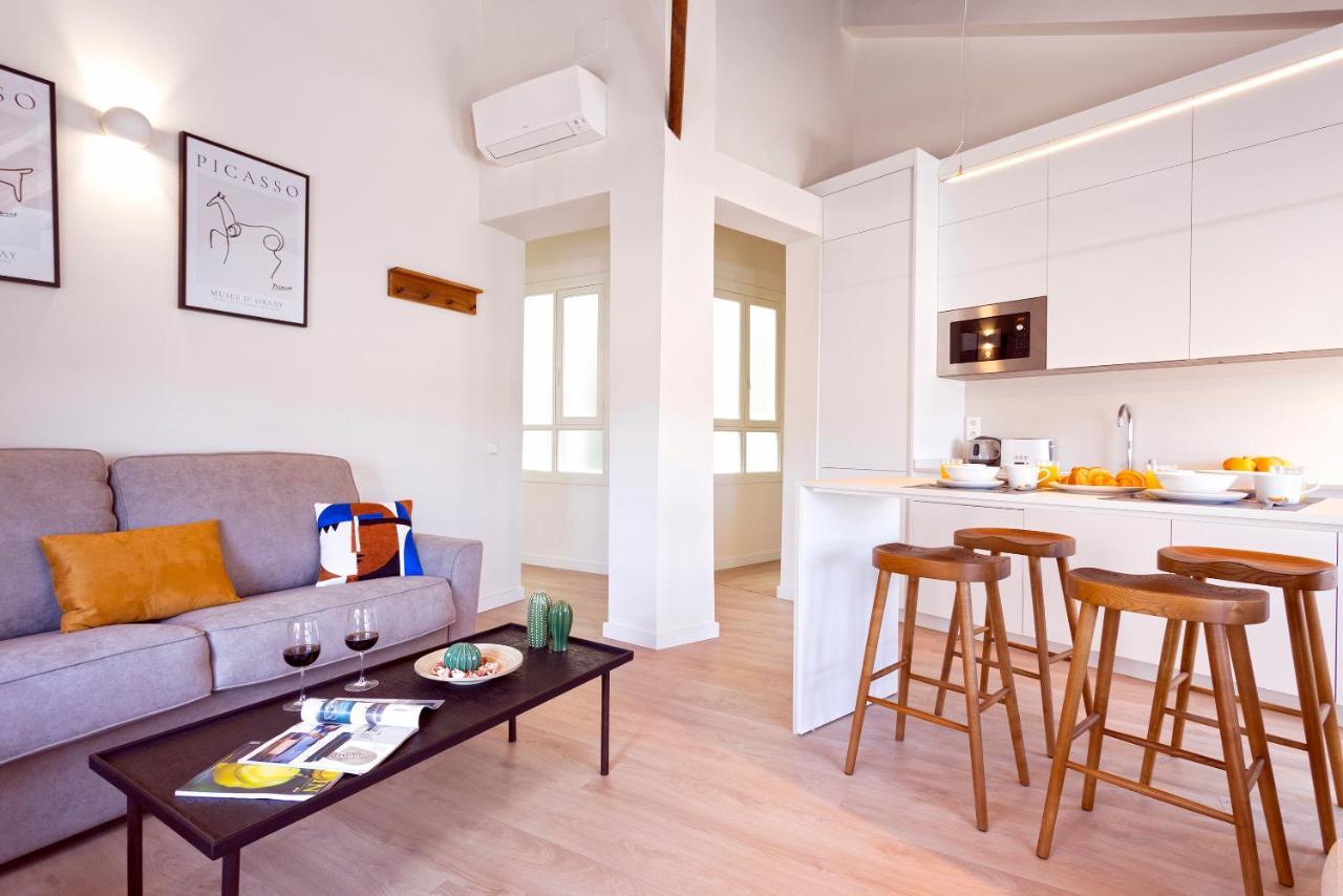 Apartamentos Thyssen Cisneros By Rent Me Malaga Zewnętrze zdjęcie