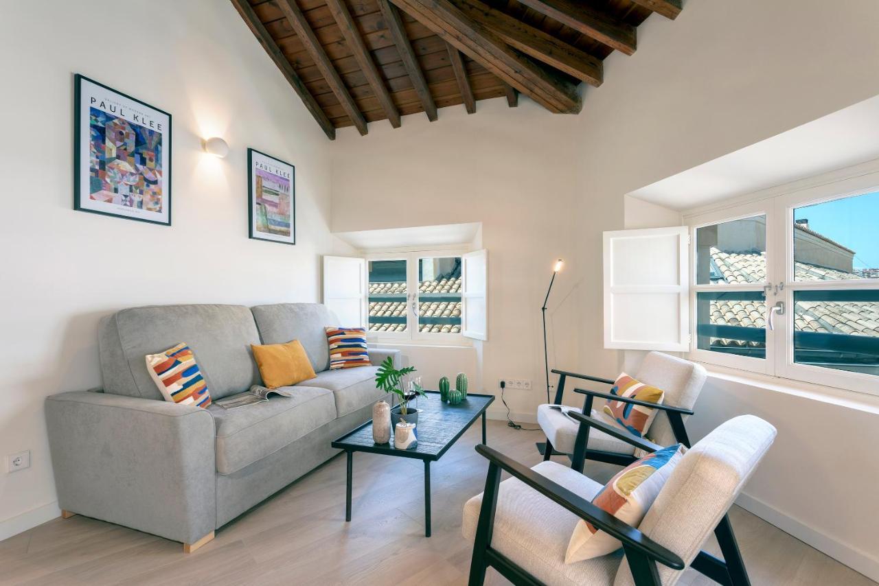 Apartamentos Thyssen Cisneros By Rent Me Malaga Zewnętrze zdjęcie