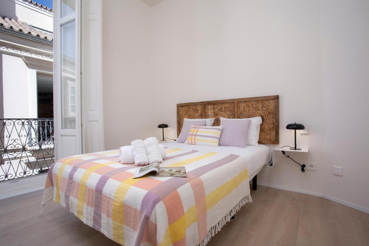 Apartamentos Thyssen Cisneros By Rent Me Malaga Zewnętrze zdjęcie