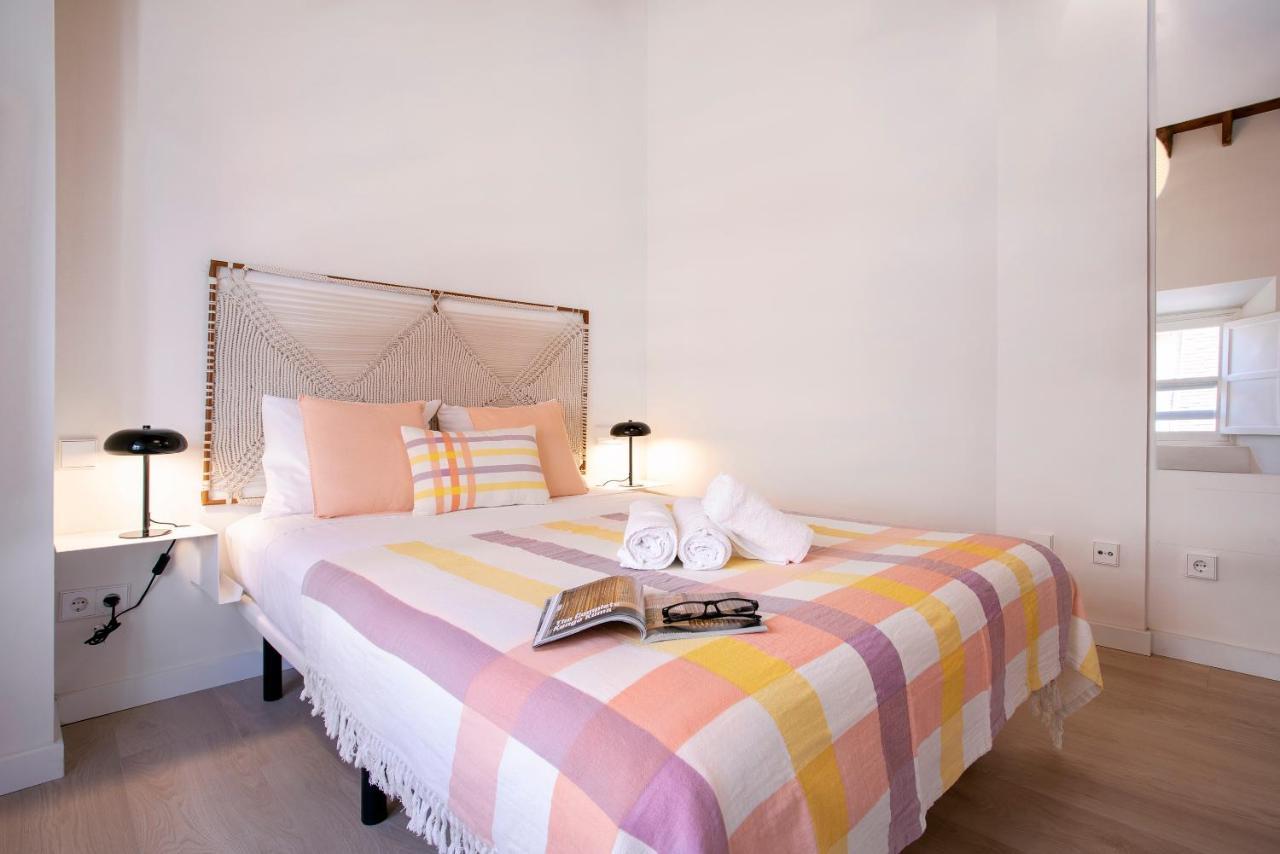 Apartamentos Thyssen Cisneros By Rent Me Malaga Zewnętrze zdjęcie