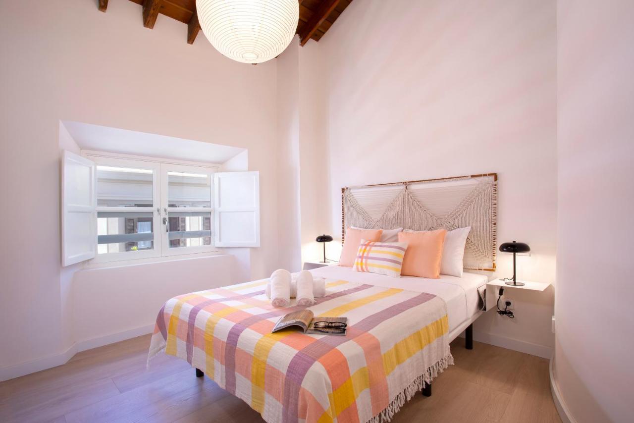Apartamentos Thyssen Cisneros By Rent Me Malaga Zewnętrze zdjęcie